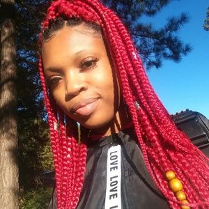 Meet your Posher, Naichelle